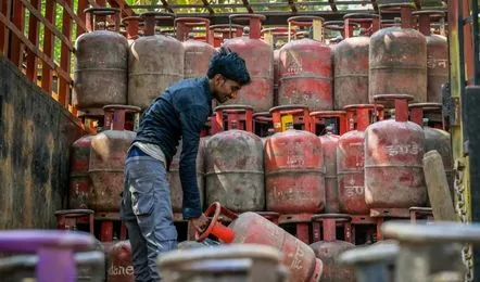 पेट्रोलियम सेक्टर में ESMA लागू होने